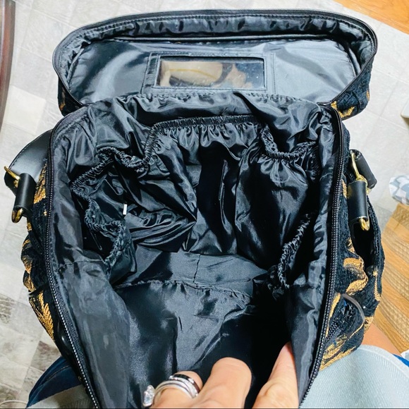 Large Upholstered Toiletries/Makeup Case CarryAll - Picture 6 of 6